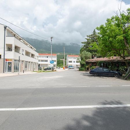 Al Mare Apartments Kotor Luaran gambar