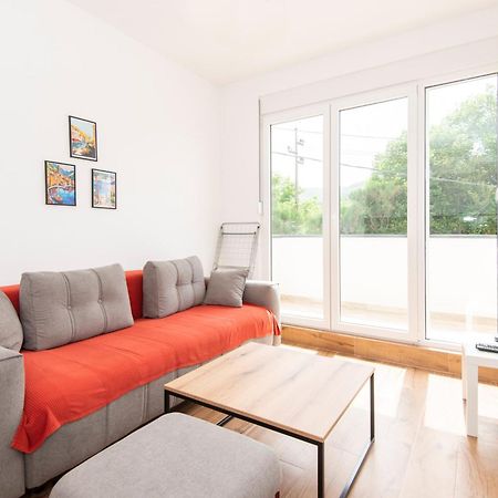 Al Mare Apartments Kotor Luaran gambar