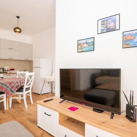 Al Mare Apartments Kotor Luaran gambar
