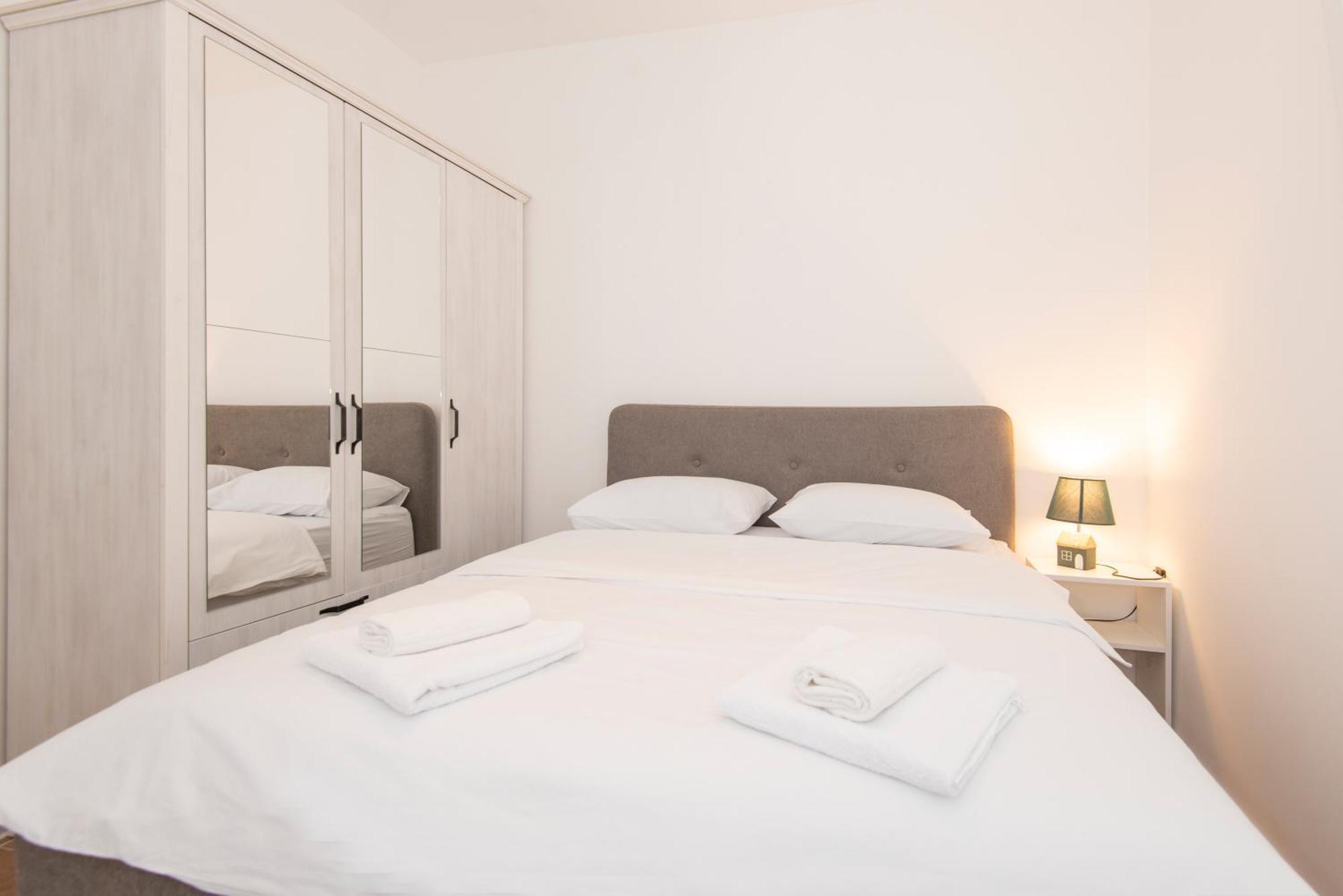 Al Mare Apartments Kotor Luaran gambar