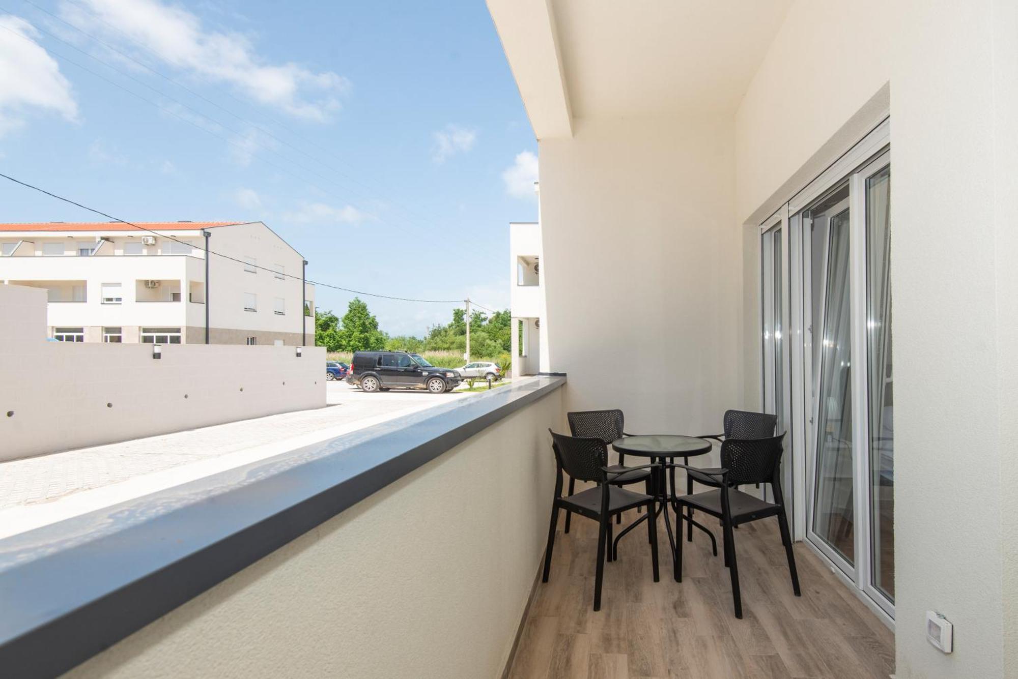 Al Mare Apartments Kotor Luaran gambar