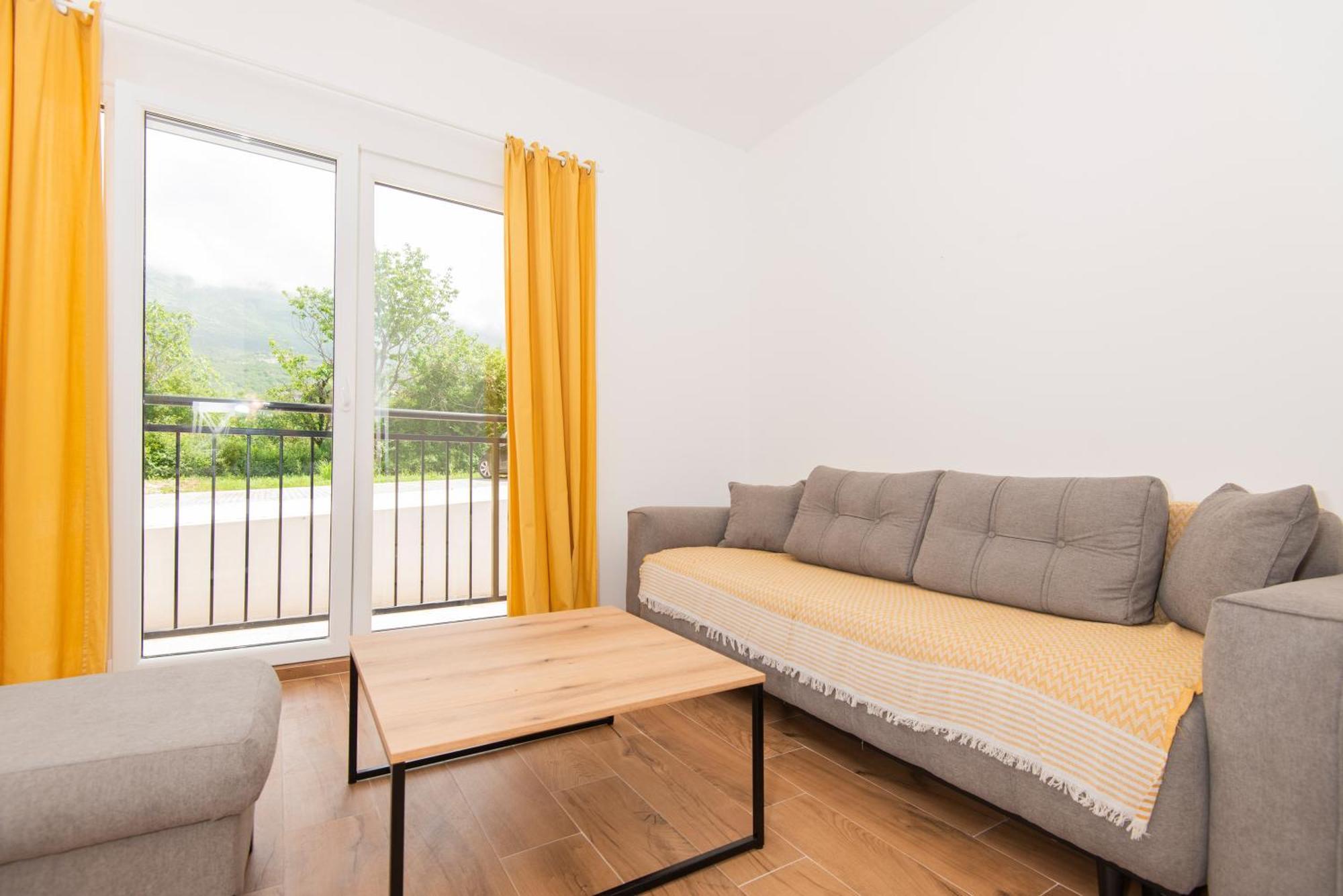 Al Mare Apartments Kotor Luaran gambar