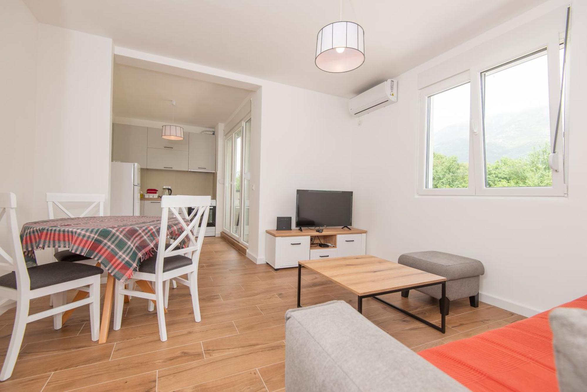 Al Mare Apartments Kotor Luaran gambar