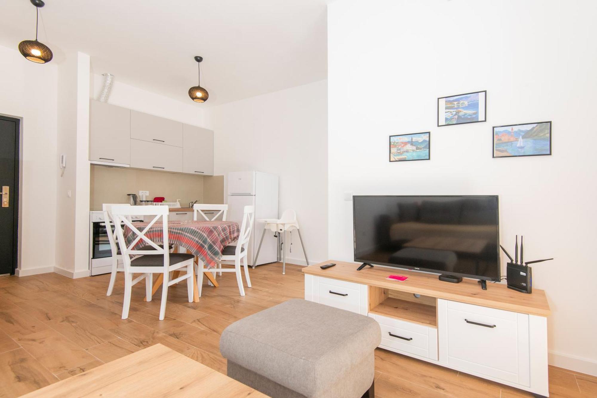 Al Mare Apartments Kotor Luaran gambar
