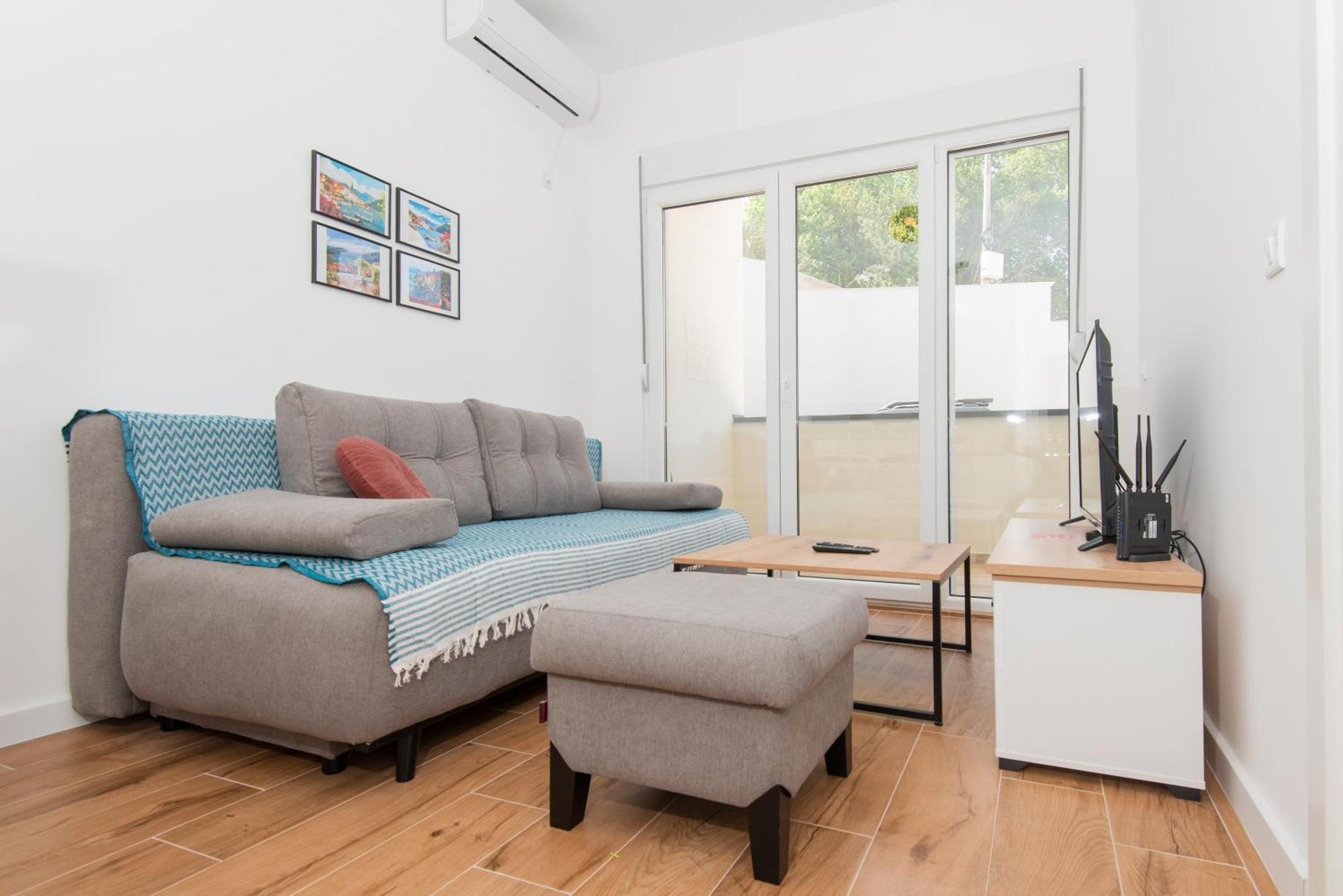 Al Mare Apartments Kotor Luaran gambar